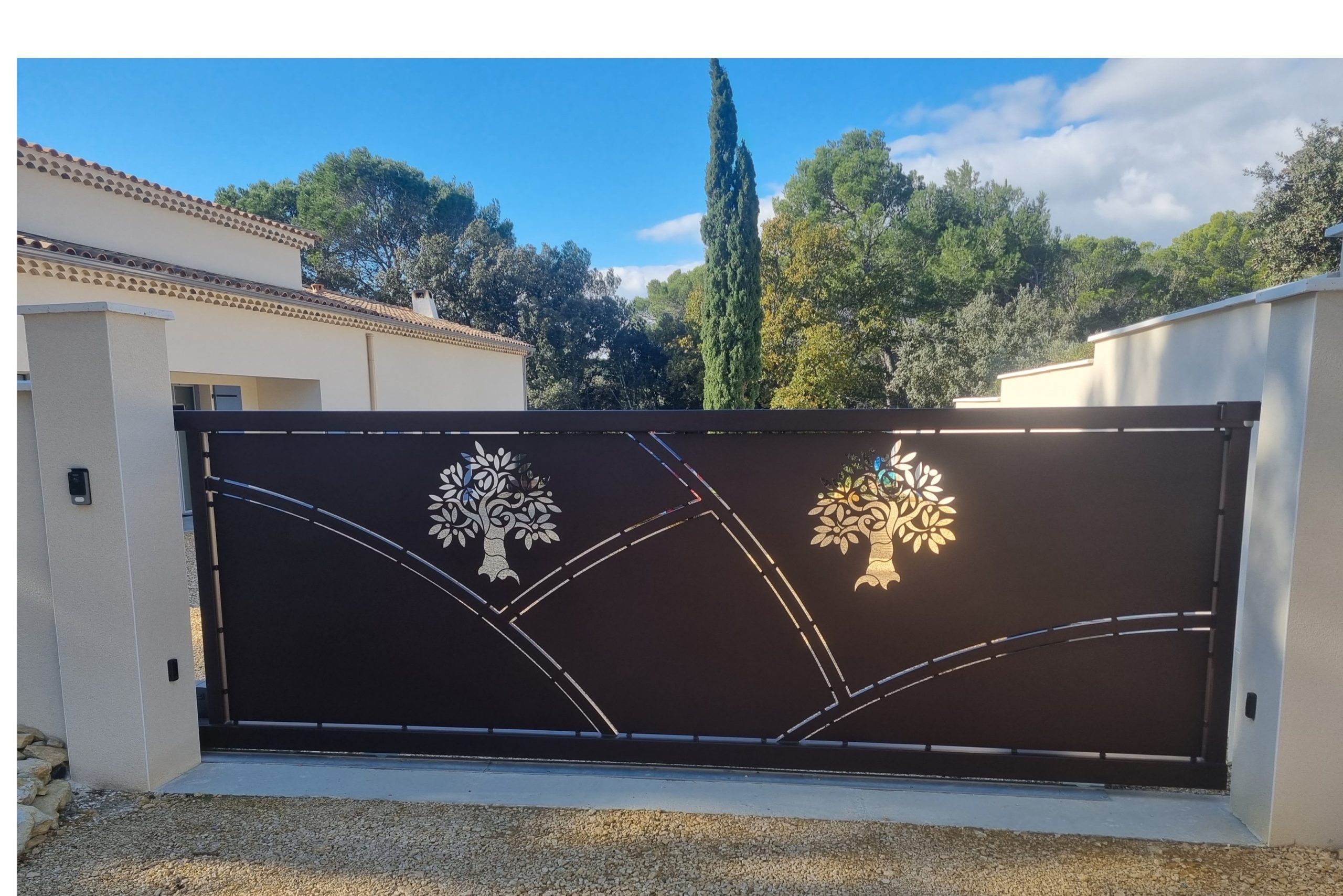 Clôture métal décorative laser